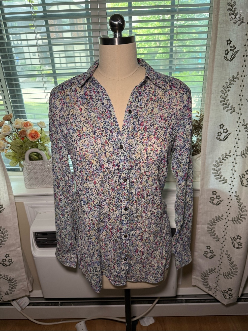 Eddie Bauer Floral Button-Up Shirt in Multicolor